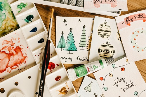 Here's How You Can Celebrate Christmas As A New Mum - Arts and Crafts